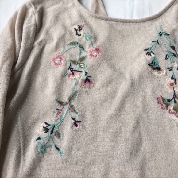 LC Lauren Conrad Embroidered Peplum Sweater New - Picture 4 of 8